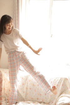 中国女人嫁给黑人五年生16个孩子